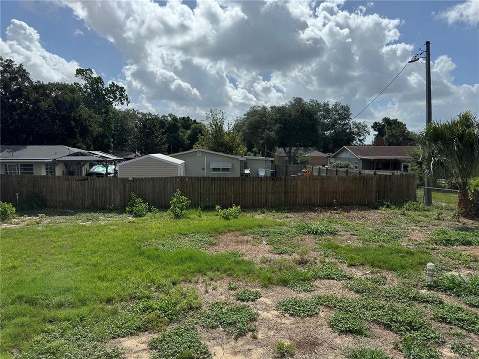 For Rent: $2,300 (3 beds, 2 baths, 1568 Square Feet)