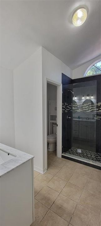 For Rent: $2,375 (3 beds, 2 baths, 1853 Square Feet)