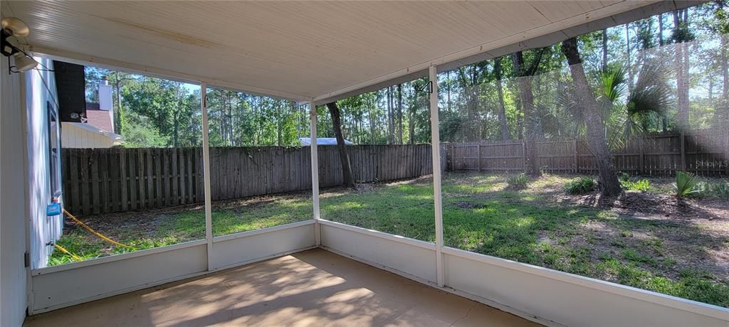 For Rent: $2,375 (3 beds, 2 baths, 1853 Square Feet)