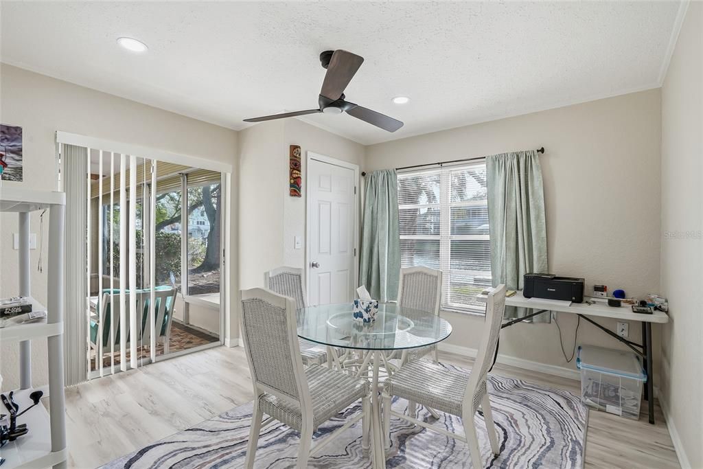 En Venta: $489,000 (3 camas, 2 baños, 1584 Pies cuadrados)