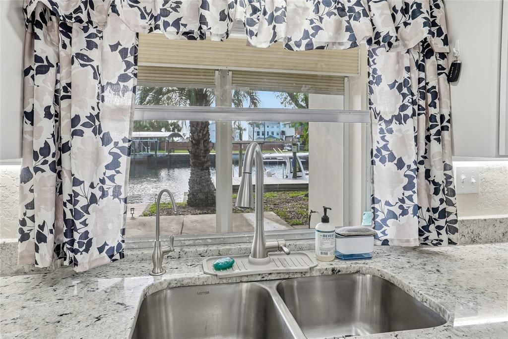 En Venta: $489,000 (3 camas, 2 baños, 1584 Pies cuadrados)