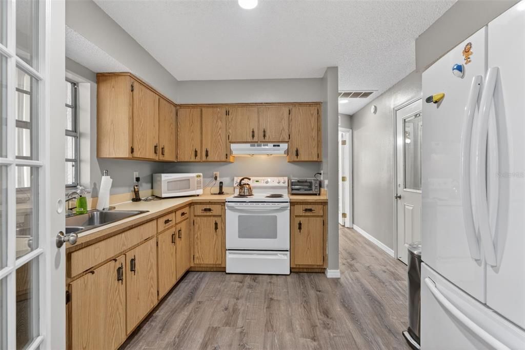 For Sale: $475,000 (0 beds, 0 baths, 1438 Square Feet)