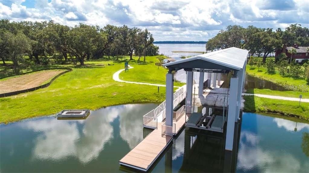 For Rent: $3,400 (5 beds, 4 baths, 3910 Square Feet)
