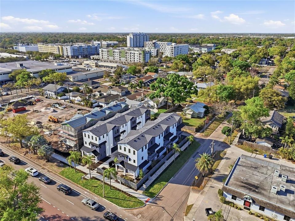 For Sale: $950,000 (3 beds, 3 baths, 2108 Square Feet)