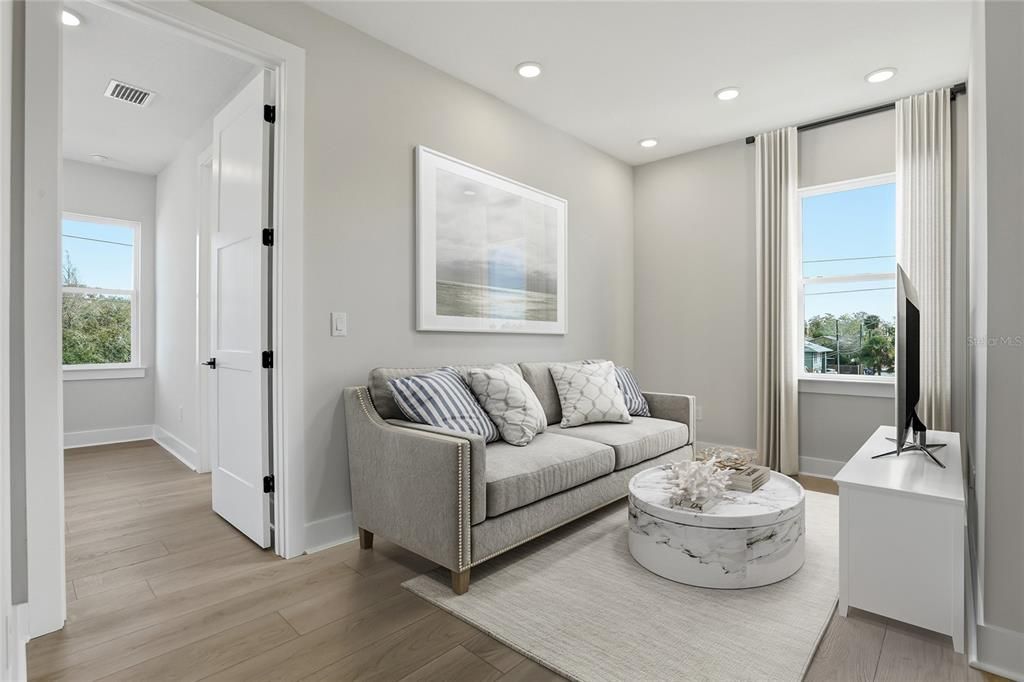 For Sale: $950,000 (3 beds, 3 baths, 2108 Square Feet)