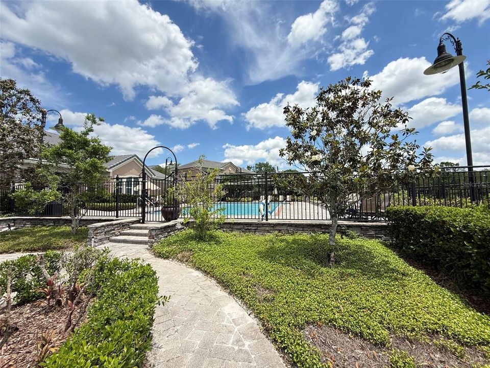 For Rent: $1,750 (2 beds, 2 baths, 1041 Square Feet)