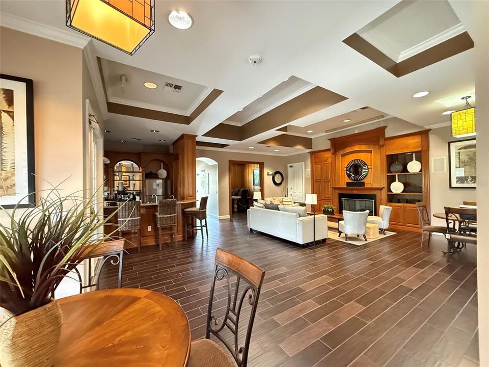 For Rent: $1,750 (2 beds, 2 baths, 1041 Square Feet)