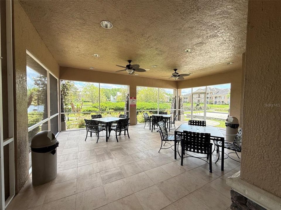 For Rent: $1,750 (2 beds, 2 baths, 1041 Square Feet)