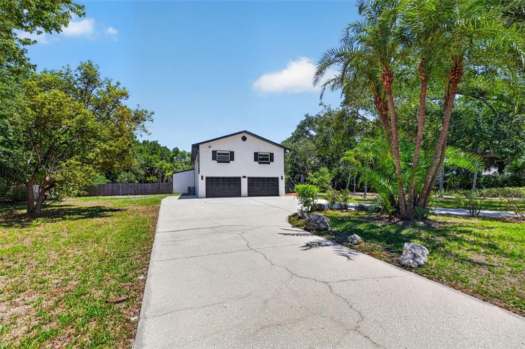 For Sale: $695,000 (4 beds, 3 baths, 2379 Square Feet)