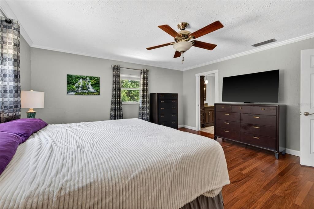 For Sale: $695,000 (4 beds, 3 baths, 2379 Square Feet)