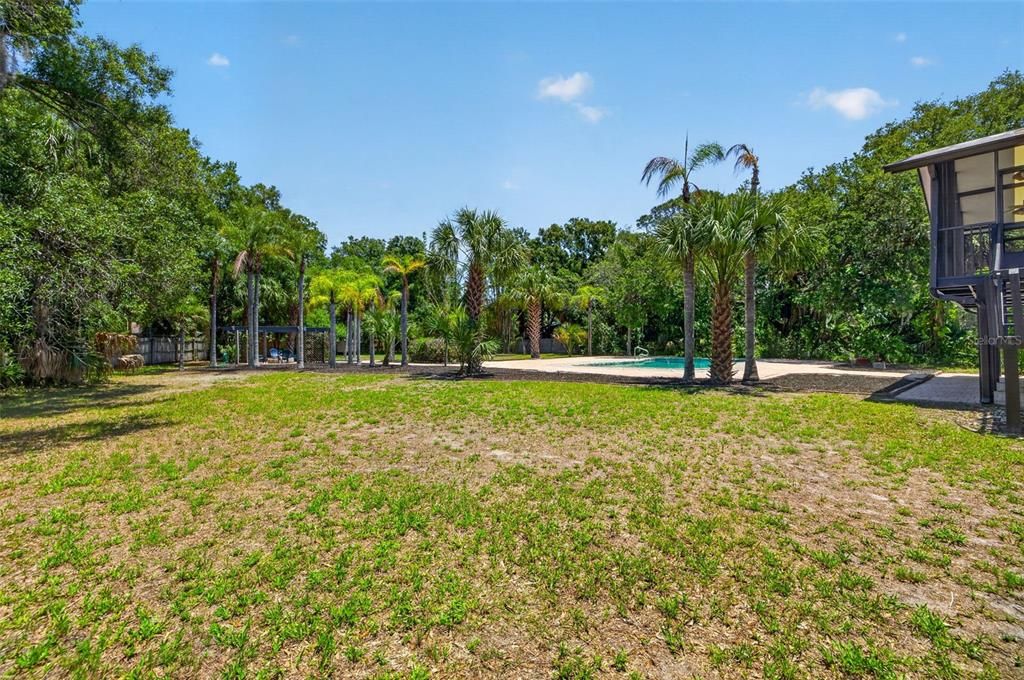 For Sale: $695,000 (4 beds, 3 baths, 2379 Square Feet)
