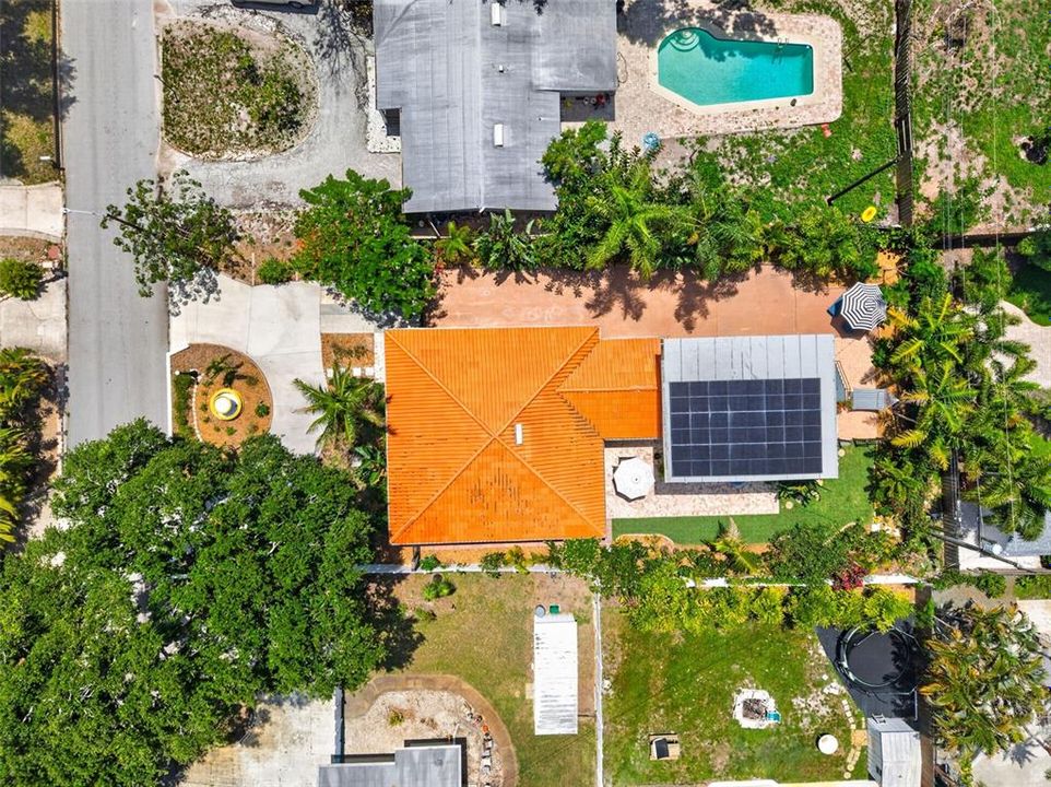 For Sale: $960,000 (4 beds, 4 baths, 2639 Square Feet)