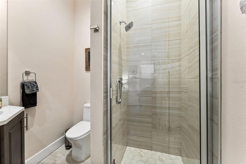 For Sale: $699,900 (3 beds, 3 baths, 2253 Square Feet)