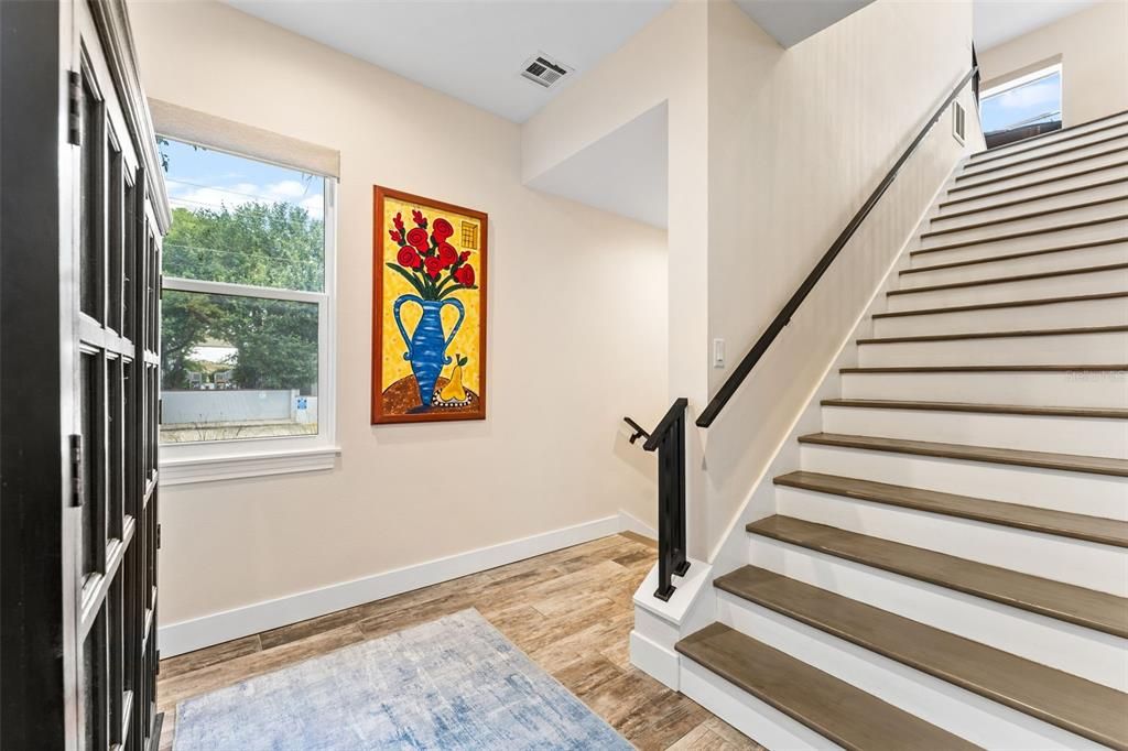 For Sale: $699,900 (3 beds, 3 baths, 2253 Square Feet)