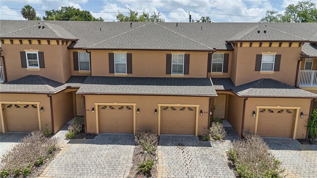 For Rent: $1,800 (3 beds, 2 baths, 1203 Square Feet)