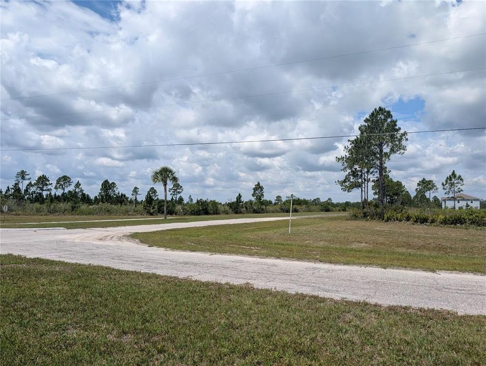En Venta: $12,000 (0.60 acres)