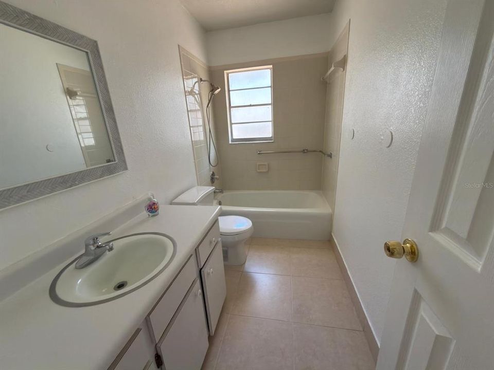 For Sale: $389,000 (4 beds, 2 baths, 1628 Square Feet)