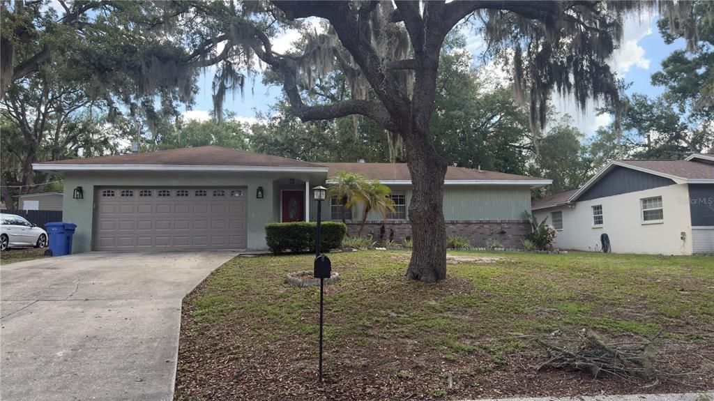 For Sale: $389,000 (4 beds, 2 baths, 1628 Square Feet)