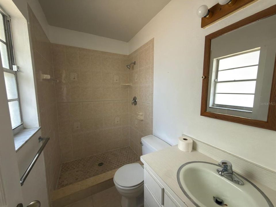 For Sale: $389,000 (4 beds, 2 baths, 1628 Square Feet)