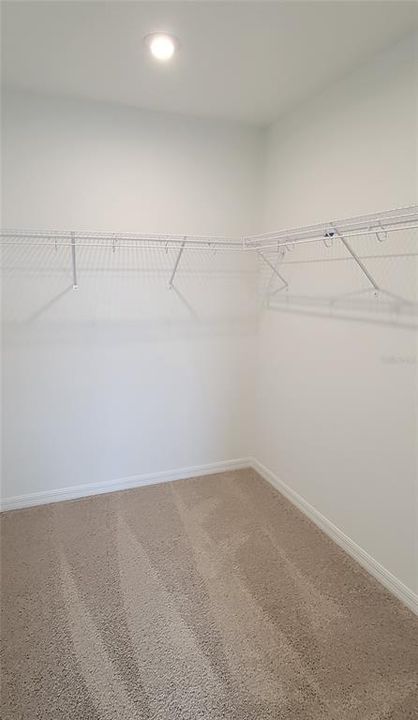 В аренду: $2,600 (5 спален, 3 ванн, 2351 Квадратных фут)