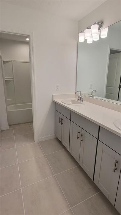 В аренду: $2,600 (5 спален, 3 ванн, 2351 Квадратных фут)