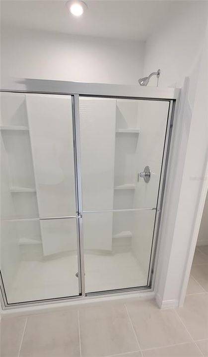 В аренду: $2,600 (5 спален, 3 ванн, 2351 Квадратных фут)