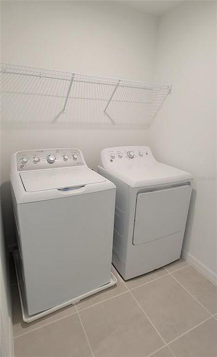 В аренду: $2,600 (5 спален, 3 ванн, 2351 Квадратных фут)