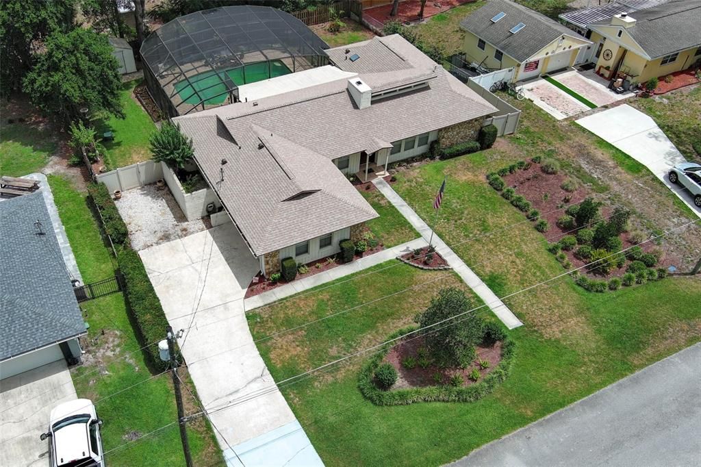 For Sale: $520,000 (4 beds, 2 baths, 1924 Square Feet)