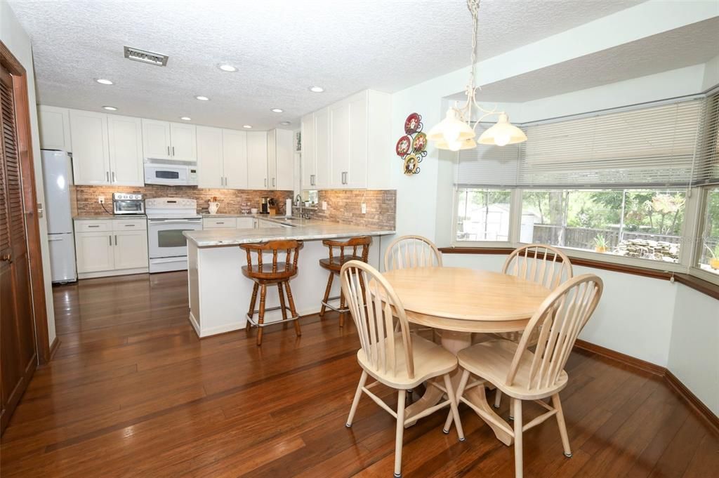 For Sale: $520,000 (4 beds, 2 baths, 1924 Square Feet)