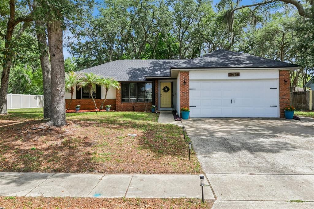 Active With Contract: $330,000 (3 beds, 2 baths, 1324 Square Feet)