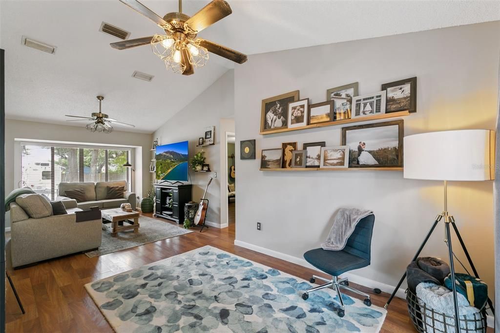 Active With Contract: $330,000 (3 beds, 2 baths, 1324 Square Feet)
