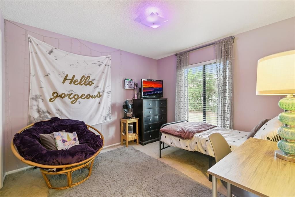 Active With Contract: $330,000 (3 beds, 2 baths, 1324 Square Feet)