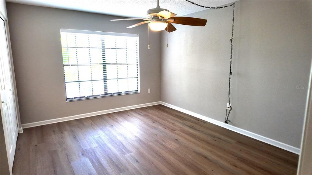 For Sale: $235,000 (2 beds, 2 baths, 1185 Square Feet)