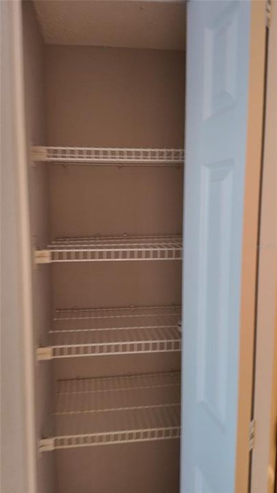 For Sale: $235,000 (2 beds, 2 baths, 1185 Square Feet)