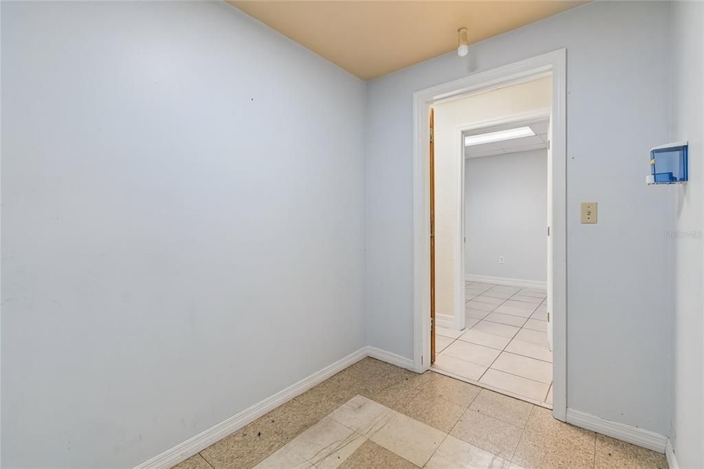 For Sale: $495,000 (0 beds, 0 baths, 1943 Square Feet)