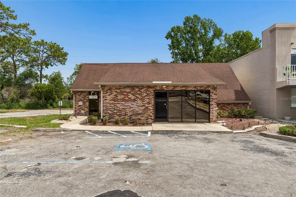 For Sale: $495,000 (0 beds, 0 baths, 1943 Square Feet)