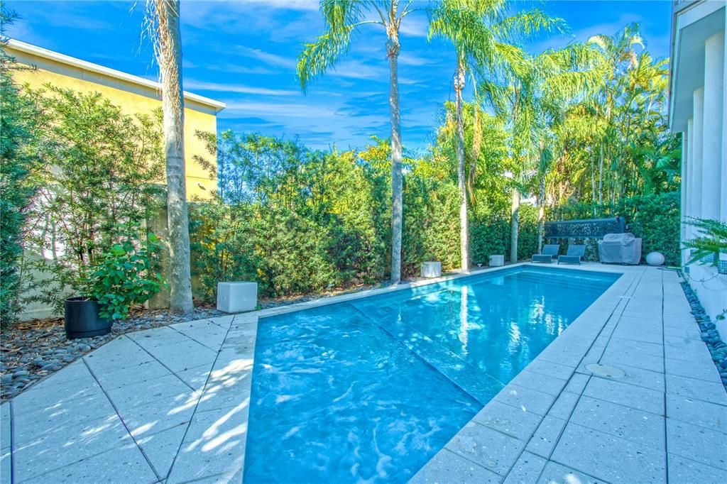 En Venta: $1,728,000 (6 camas, 4 baños, 4701 Pies cuadrados)