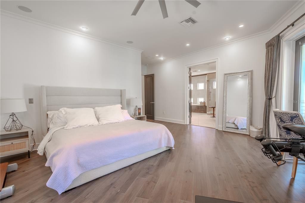 En Venta: $1,728,000 (6 camas, 4 baños, 4701 Pies cuadrados)