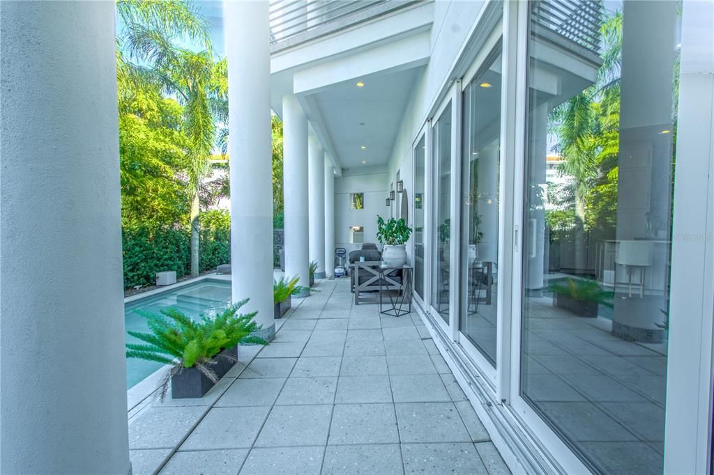 En Venta: $1,728,000 (6 camas, 4 baños, 4701 Pies cuadrados)