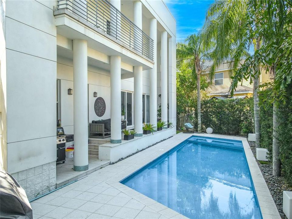 En Venta: $1,728,000 (6 camas, 4 baños, 4701 Pies cuadrados)