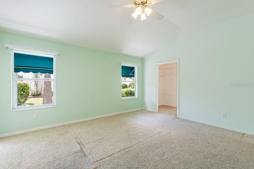 For Sale: $399,900 (3 beds, 2 baths, 1968 Square Feet)