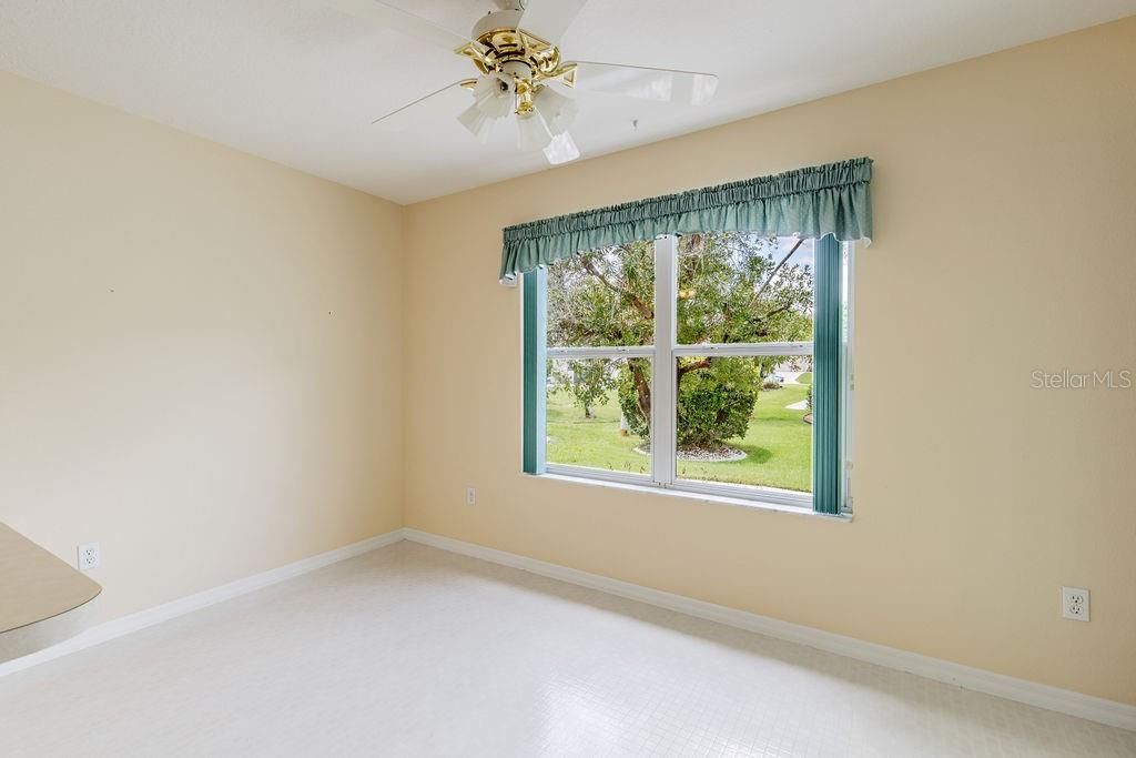 For Sale: $399,900 (3 beds, 2 baths, 1968 Square Feet)