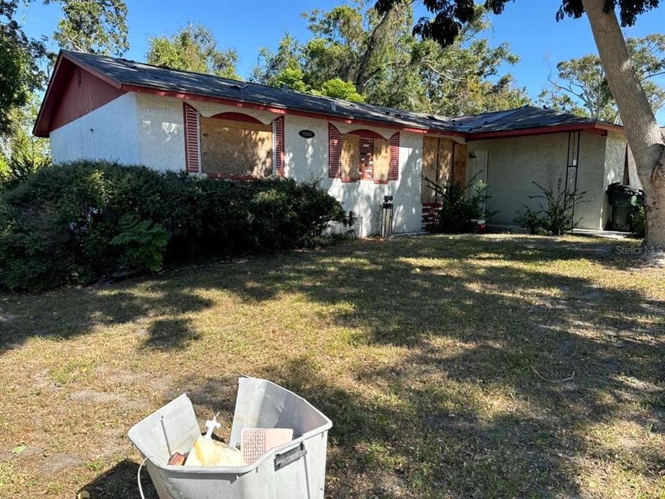 For Sale: $154,000 (3 beds, 1 baths, 1110 Square Feet)