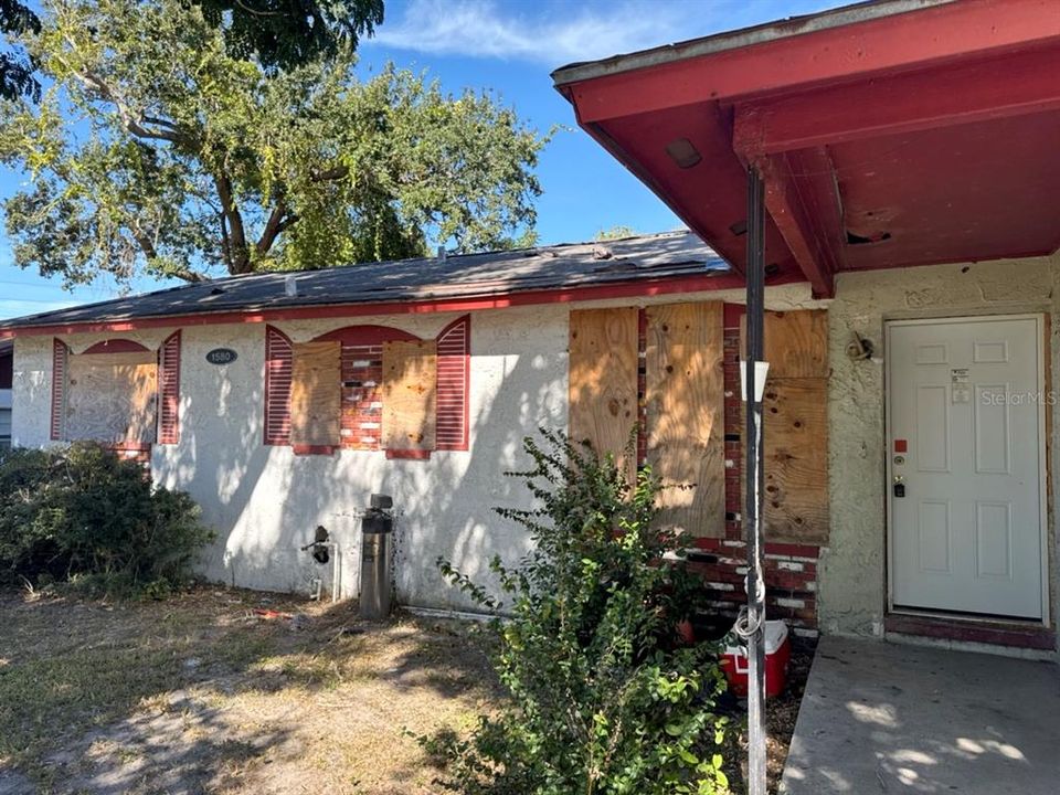 For Sale: $154,000 (3 beds, 1 baths, 1110 Square Feet)