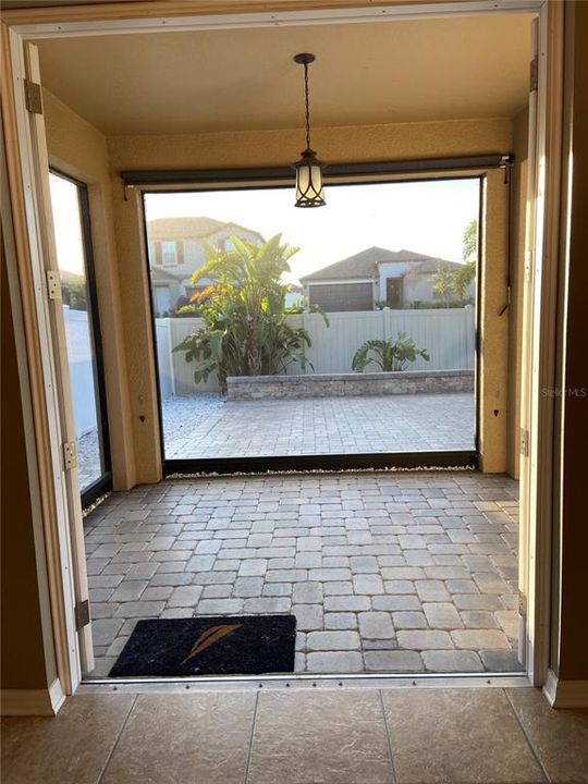 For Sale: $319,000 (3 beds, 2 baths, 1478 Square Feet)