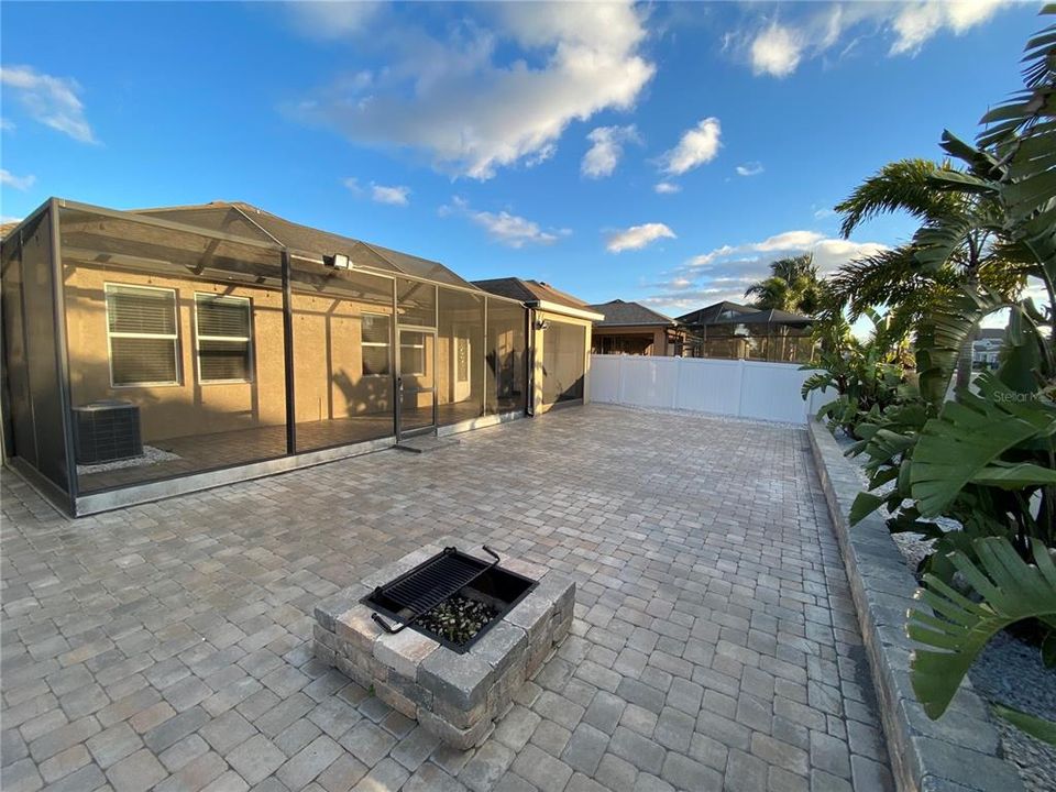 For Sale: $319,000 (3 beds, 2 baths, 1478 Square Feet)