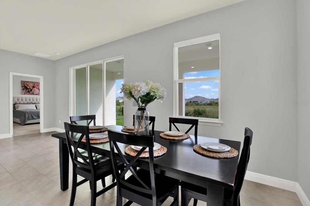 En Venta: $499,900 (4 camas, 2 baños, 2045 Pies cuadrados)