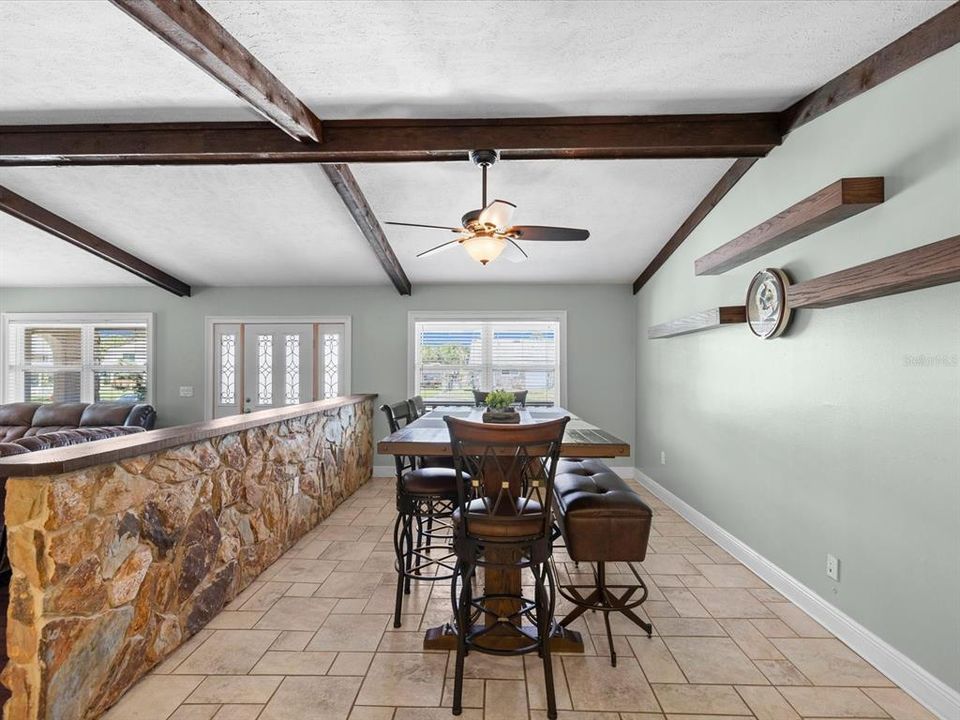 For Sale: $449,000 (3 beds, 2 baths, 2284 Square Feet)
