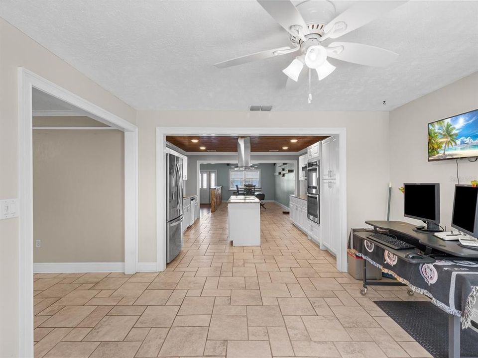 For Sale: $449,000 (3 beds, 2 baths, 2284 Square Feet)