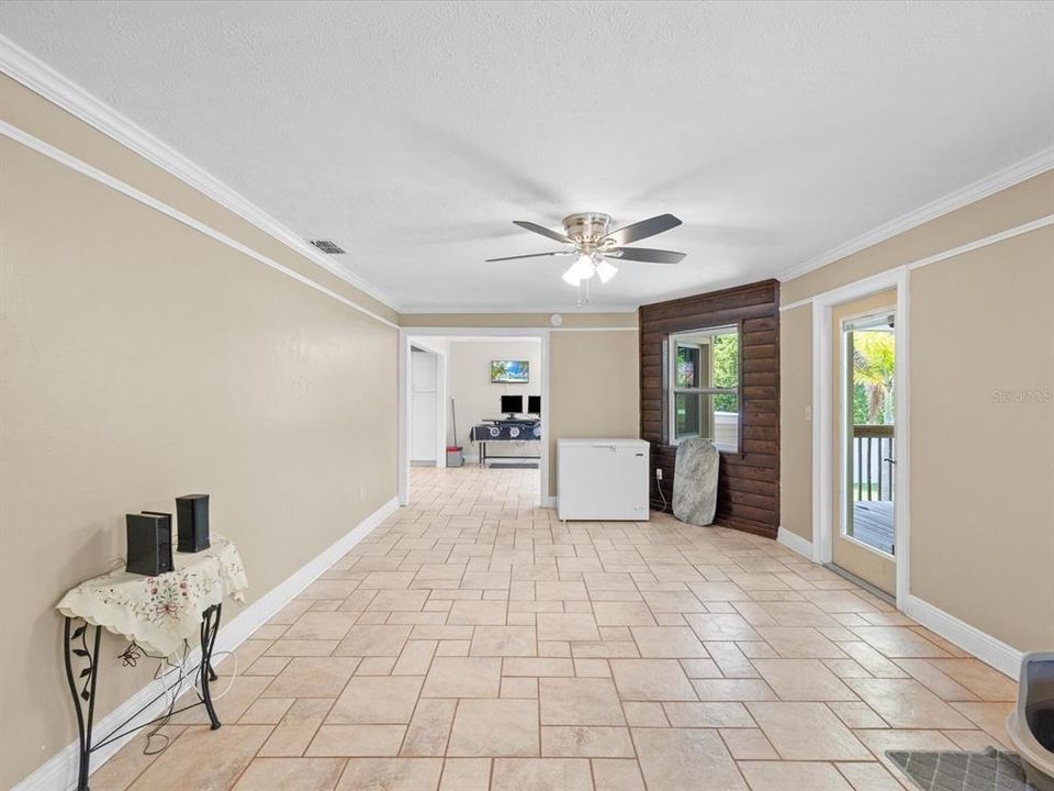 For Sale: $449,000 (3 beds, 2 baths, 2284 Square Feet)